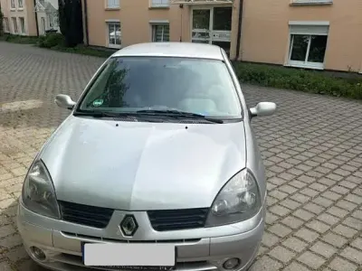 Brugt Renault Clio II 75 HK (55 kW) 2006 Sølv Sedan