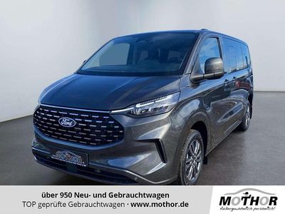 Nouă Ford Tourneo Titanium 150 CP (110 kW) 2026 Gri Monovolum