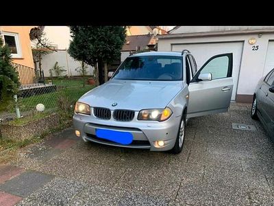Silber Gebraucht 2004 BMW X3 SUV | 4.000 € (Etwas zu teuer)
