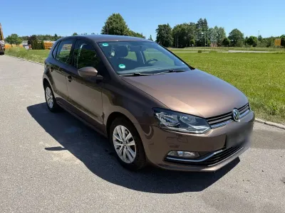 Gebraucht VW Polo Comfortline 90 PS (66 kW) 2016 Braun Kleinwagen