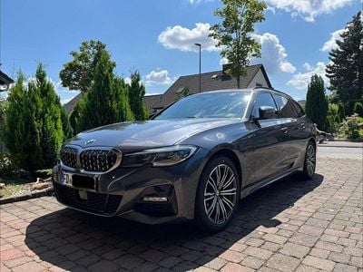 BMW 330e