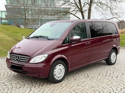 Gebraucht Mercedes Viano 204 PS (150 kW) 2009 Rot Van / Kleinbus