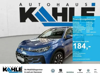 Neu VW T-Roc Life 85 PS (62 kW) 2025 Blau SUV