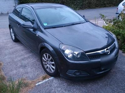 Opel Astra GTC