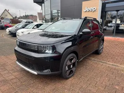 Nouă Fiat Grande Panda La Prima 110 CP (80 kW) 2026 Negru Hatchback