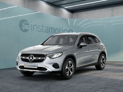 Gebraucht Mercedes GLC300e 204 PS (150 kW) 2024 Silber SUV