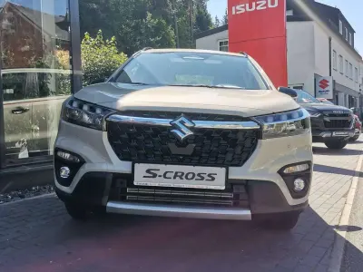 Neu Suzuki SX4 S-Cross Comfort 110 PS (80 kW) 2026 Savannah ivory metallic SUV