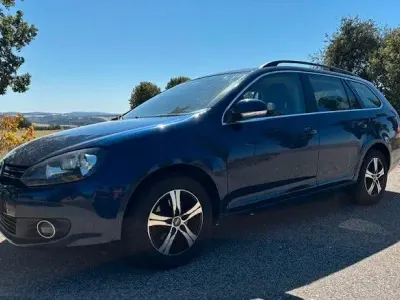 Gebraucht VW Golf VI Comfortline 105 PS (77 kW) 2011 Blau Kombi