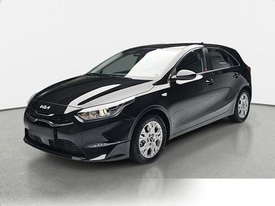 Metallic Gebraucht 2024 Kia Ceed Vision Kleinwagen | 23.350 € (Fairer Preis)