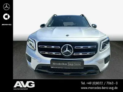 Używany Mercedes GLB200 Night 163 KM (119 kW) 2022 Srebrny SUV