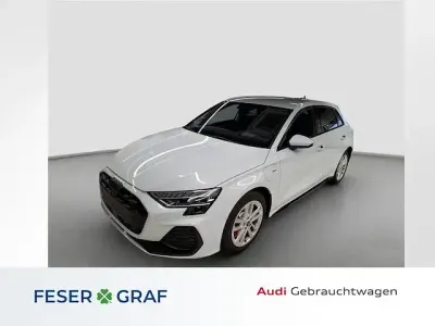 Gebraucht Audi A3 Sportback e-tron Comfort 272 PS (200 kW) 2026 Gletscherweiß metallic Kleinwagen