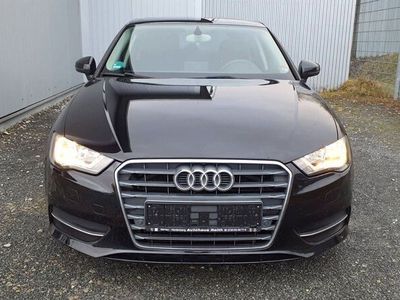 gebraucht Audi A3 Sportback attraction S-tronic