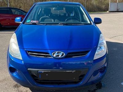 Gebraucht Hyundai i20 Edition+ 77 PS (56 kW) 2011 Blau Kleinwagen
