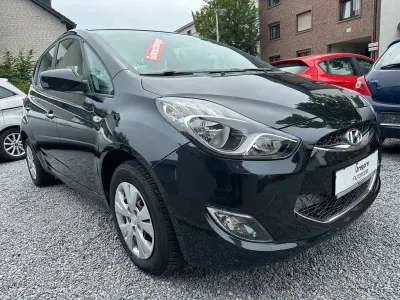 Gebraucht Hyundai ix20 Classic 90 PS (66 kW) 2011 Schwarz Kleinwagen