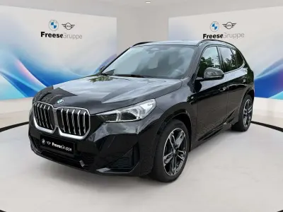 Gebraucht BMW X1 M Sport 163 PS (119 kW) 2023 Schwarz SUV