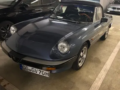 Gebraucht Alfa Romeo Spider 103 PS (75 kW) 1985 Blau Cabrio