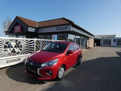 Gebraucht Mitsubishi Space Star Spirit 71 PS (52 kW) 2021 Rot Limousine