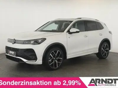 Gebraucht VW Tiguan R-line 193 PS (141 kW) 2025 Oryxweiß perlmutteffekt SUV