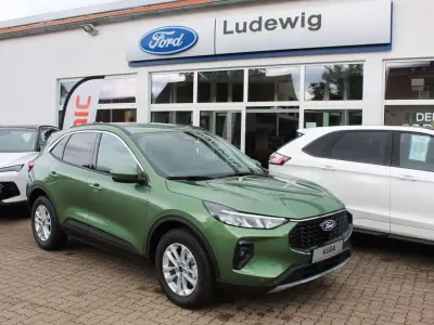 Ny Ford Kuga Titanium 186 HK (136 kW) 2025 Grøn SUV