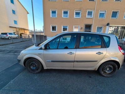 Gebraucht Renault Scénic II 113 PS (83 kW) 2006 Braun Van / Kleinbus