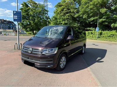 Usata VW T6 Highline 204 CV (150 kW) 2015 Viola Furgone