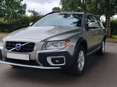 Gebraucht Volvo XC70 163 PS (119 kW) 2011 Beige Kombi