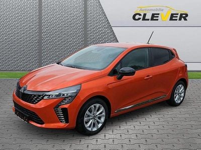 Neu Renault Clio V Evolution 91 PS (66 kW) 2025 Orange Limousine