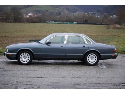 Gebraucht Jaguar XJ Sovereign 284 PS (208 kW) 1998 Grau Limousine