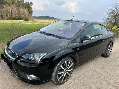 Gebraucht Ford Focus Cabriolet Titanium 145 PS (106 kW) 2007 Schwarz Cabrio