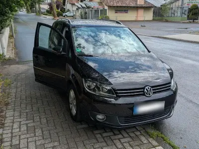 Gebraucht VW Touran Highline 177 PS (130 kW) 2015 Schwarz Van / Kleinbus