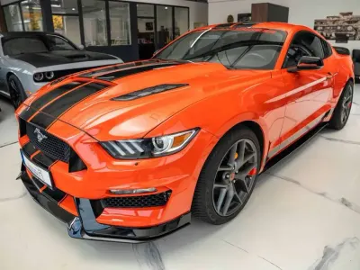 Gebraucht Ford Mustang GT 305 PS (224 kW) 2016 Orange Coupé