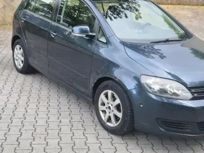 Gebraucht VW Golf VI 109 PS (80 kW) 2010 Blau Kleinwagen