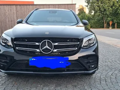 Gebraucht Mercedes GLC220 AMG line 170 PS (125 kW) 2018 Schwarz SUV