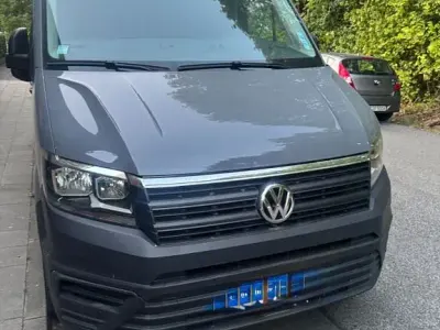 Gebraucht VW Crafter 140 PS (102 kW) 2022 Braun Van