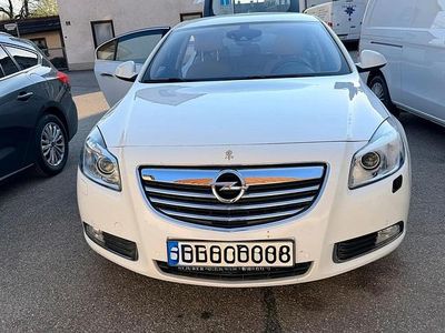 Usata Opel Insignia 180 CV (132 kW) 2011 Bianco Berlina