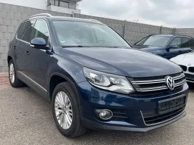 Gebraucht VW Tiguan Cup 140 PS (102 kW) 2015 Blau SUV
