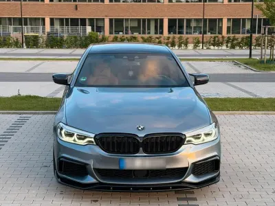 Gebraucht BMW M550 400 PS (294 kW) 2019 Grau Limousine