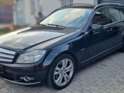 Gebraucht Mercedes C200 Avantgarde 136 PS (100 kW) 2009 Schwarz Kombi