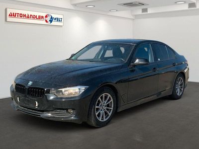 Gebraucht BMW 316 136 PS (100 kW) 2012 Schwarz Limousine