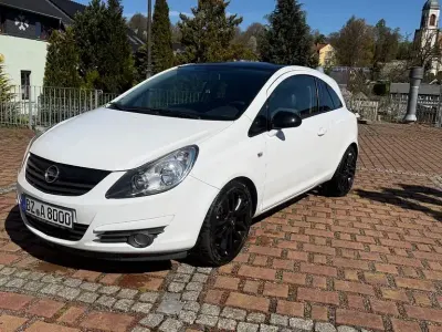 Gebraucht Opel Corsa Innovation 60 PS (44 kW) 2008 Weiß Kleinwagen