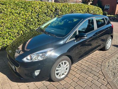 Usata Ford Fiesta Cool & Connect 86 CV (63 kW) 2018 Nero Utilitaria