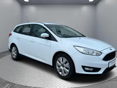 Używany Ford Focus Business Edition 125 KM (91 kW) 2016 Biały Kombi
