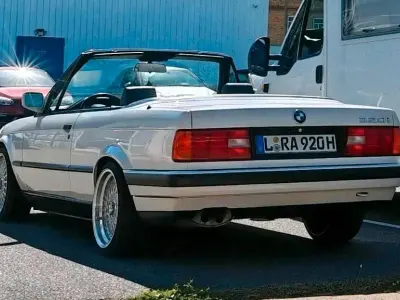 Gebraucht BMW 320 Cabriolet 129 PS (94 kW) 1993 Weiß Cabrio