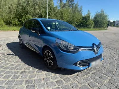 Gebraucht Renault Clio 90 PS (66 kW) 2014 Blau Kleinwagen