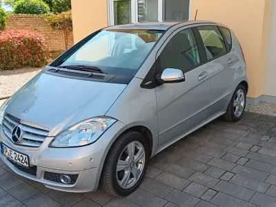 Usata Mercedes A180 Avantgarde 109 CV (80 kW) 2011 Argento Monovolume
