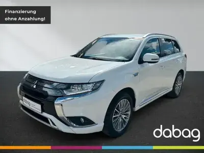 Gebraucht Mitsubishi Outlander P-HEV Plus 135 PS (99 kW) 2020 Weiß SUV