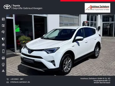 Gebraucht Toyota RAV4 Hybrid Team 197 PS (144 kW) 2017 Schneeweiß SUV