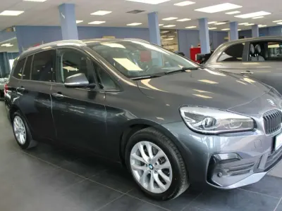 Gebraucht BMW 220 Advantage 192 PS (141 kW) 2020 Grau Kombi