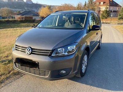 Gebraucht VW Touran Comfortline 105 PS (77 kW) 2013 Grau Van / Kleinbus