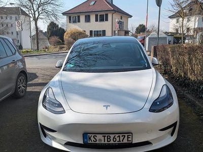 Gebraucht Tesla Model 3 Standard Range Plus 239 kW (325 PS) 2021 Weiß Limousine
